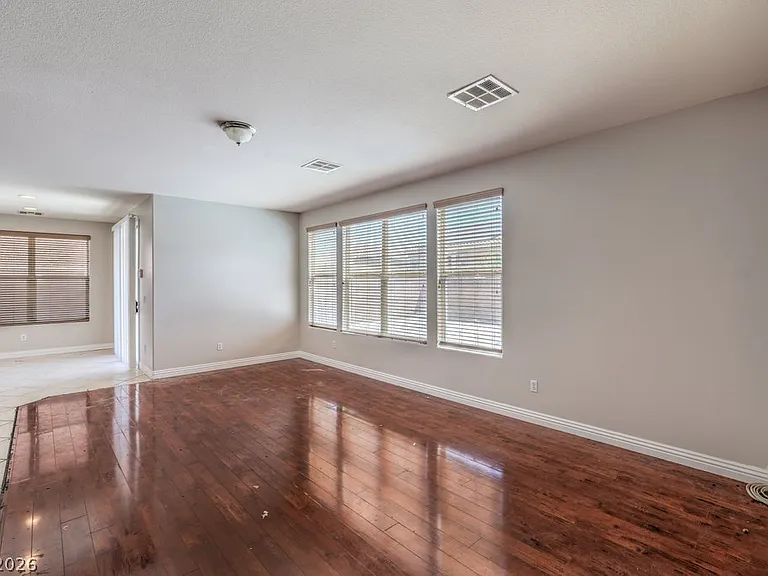 1213 Checkmark Ave — Photo 9