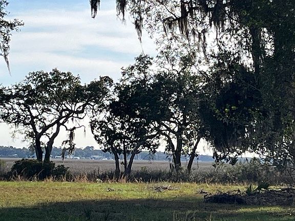 5th image of 307 Coopers Point Dr NE