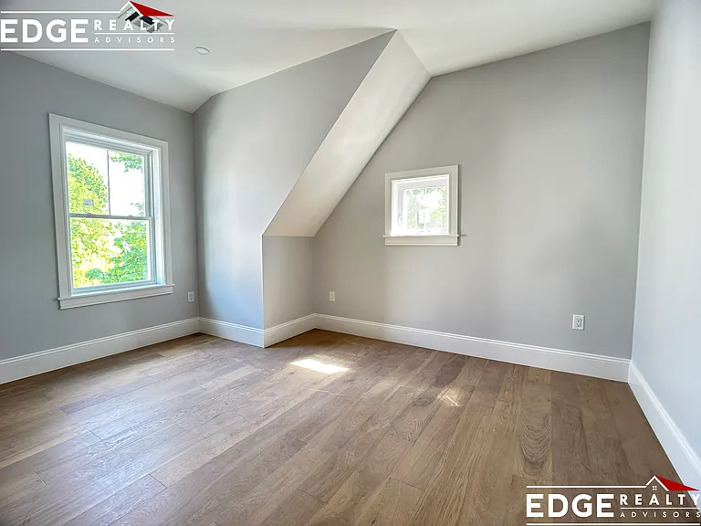 51 Fairbanks St #3 — Photo 7
