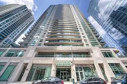 30 Grand Trunk Cres #1907