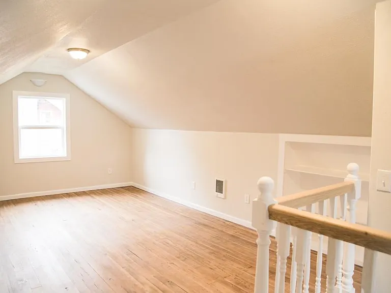 gorgeous remodeled upper bedroom