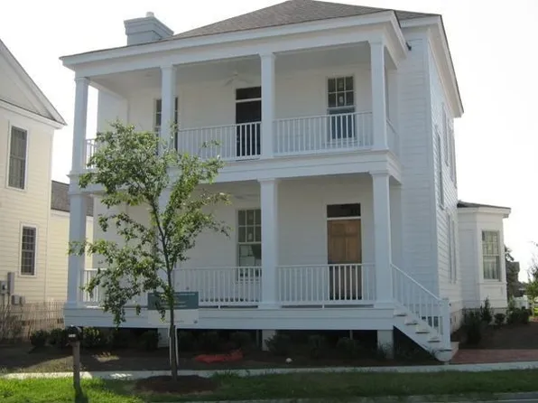 9581 26th Bay St, Norfolk, VA 23518
