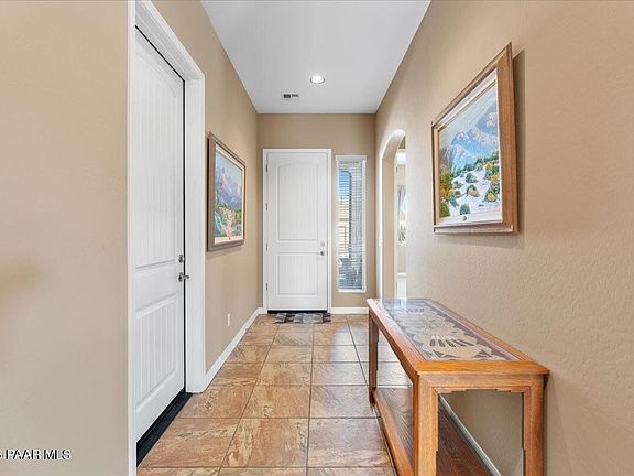 3rd image of 6147 E Bower Ln