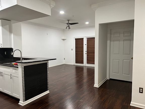 5th image of 14341 Fredricksburg Dr APT 1017