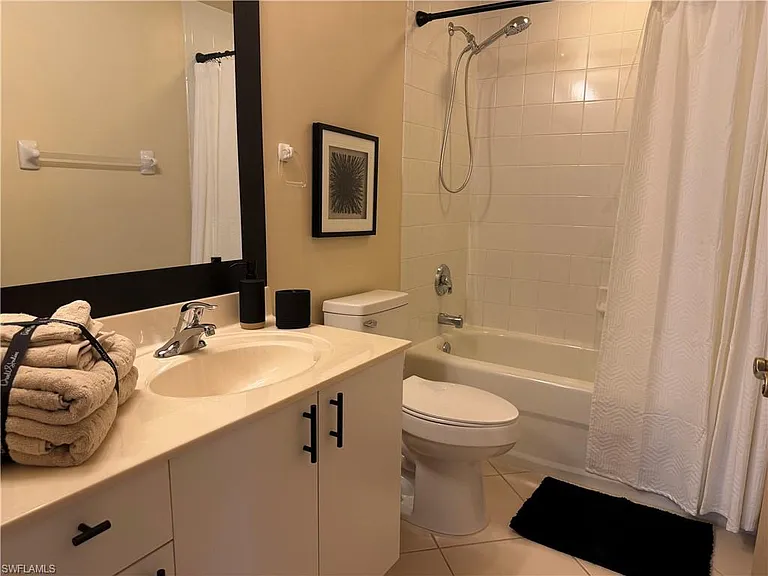 7839 Regal Heron Cir #202 — Photo 5