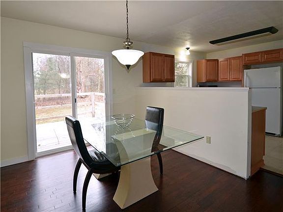 4th image of 4529 Marlborough Dr