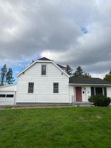 420 Dillon St, Sault Sainte Marie, MI, 49783