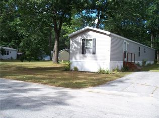 42 Primrose Ln, Brunswick, ME 04011