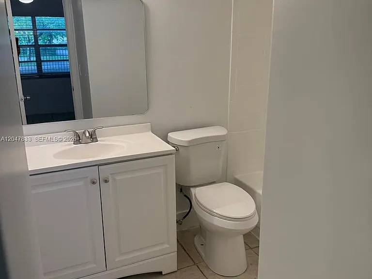 10116 Twin Lakes Dr #11-C — Photo 10