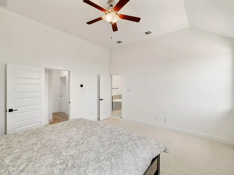 9303 Easy St — Photo 18