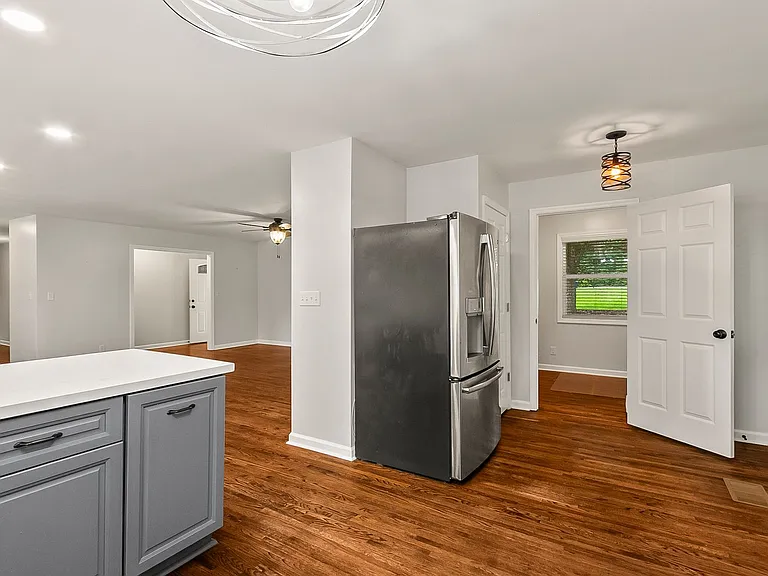 3 Hickory Ln — Photo 13