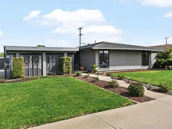 916 E Bush Ave, Lompoc, CA 93436