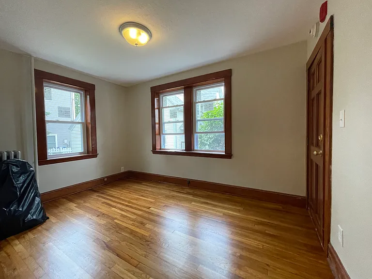 59 Chestnut St #5 — Photo 4