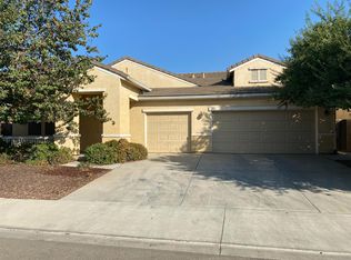 662 Mount Rushmore Dr, Newman, CA