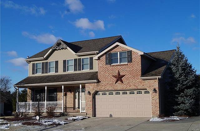 1st image of 14 Phyllese Dr