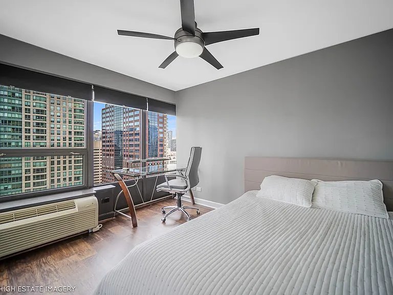30 E Huron St #3109 — Photo 5