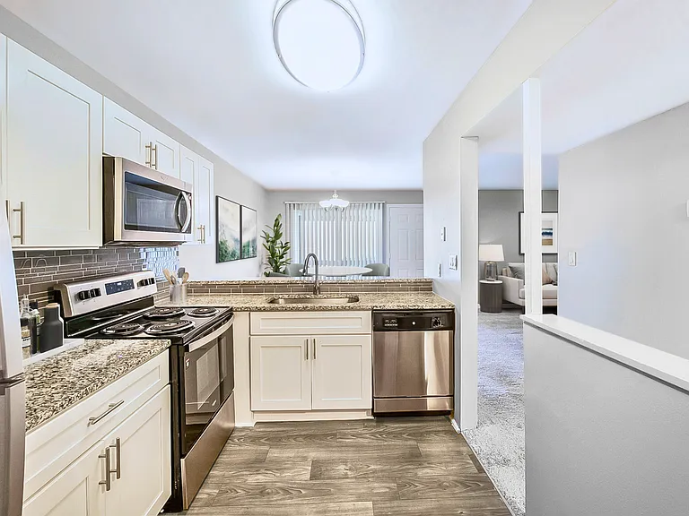 Enclave at North Point — Photo 90