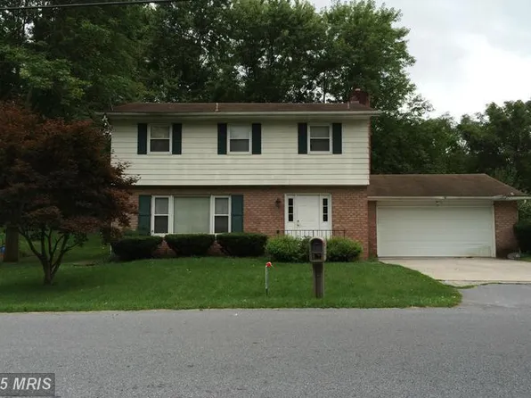 115 Evans Run Dr, Martinsburg, WV 25405