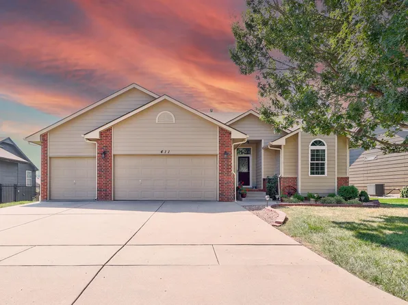 411 E Arapaho St, Kechi, KS 67067