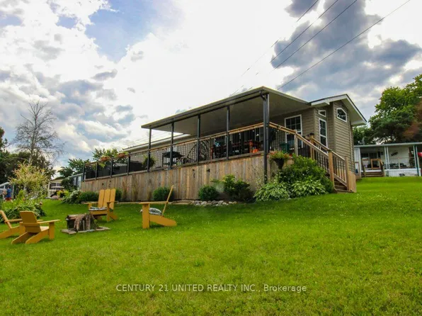 920 Skyline Rd #5, Selwyn, ON K0L 1T0