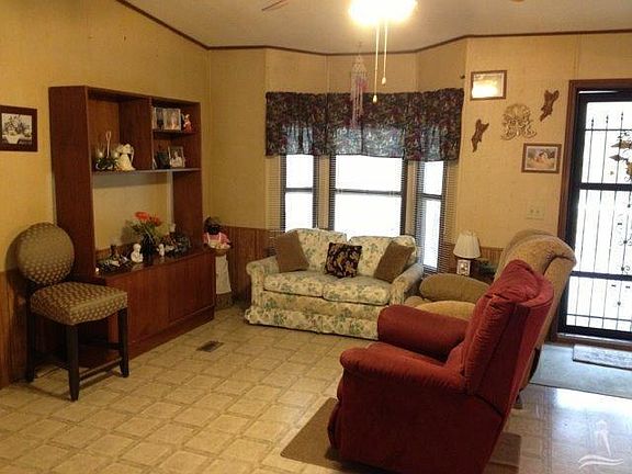 5th image of 654 Bayshore Dr SE