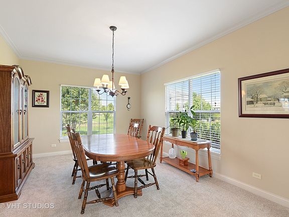 Formal dining room has lots of wall space for the hutch and side pieces along with being able to ope