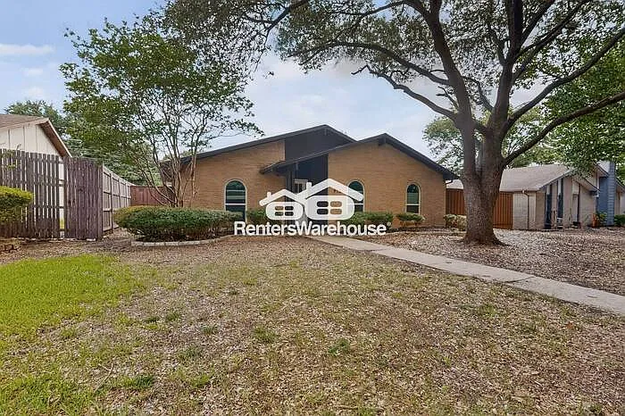 913 Overdowns Dr — Photo 7