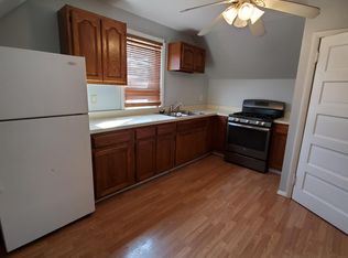 904 Burrstone Rd FLOOR 2, Utica, NY 13502