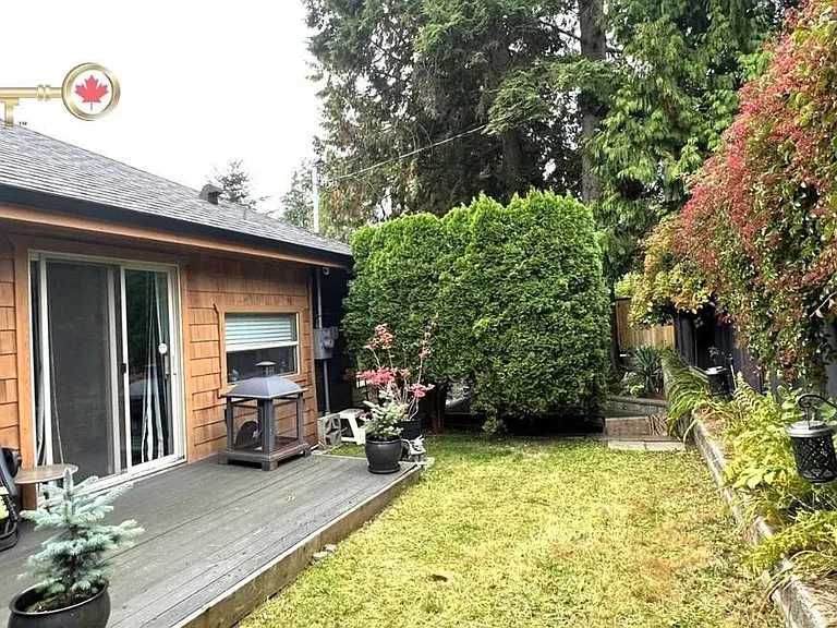 2136 Westview Dr — Photo 17