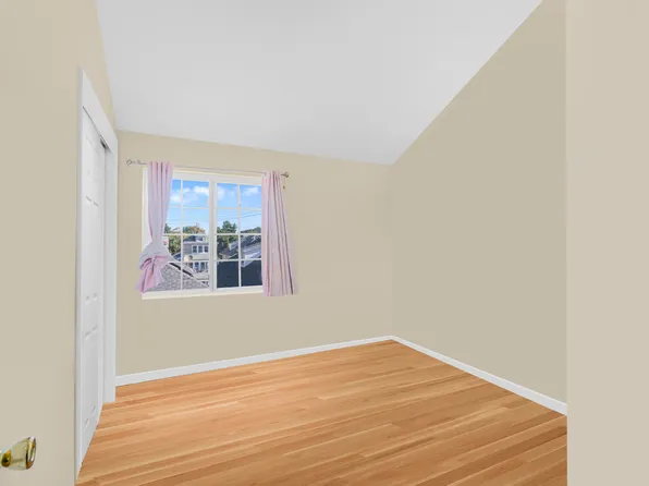 23 Deirdre Court image 14 of 25