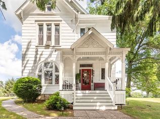 501 E Main St, Barnesville, OH