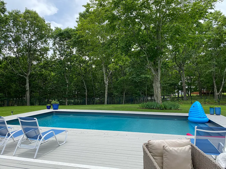 4 Rosemaries Ln — Photo 21