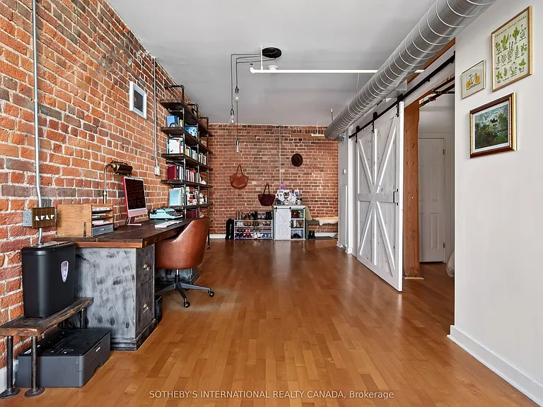 81A Front St E #311 — Photo 17
