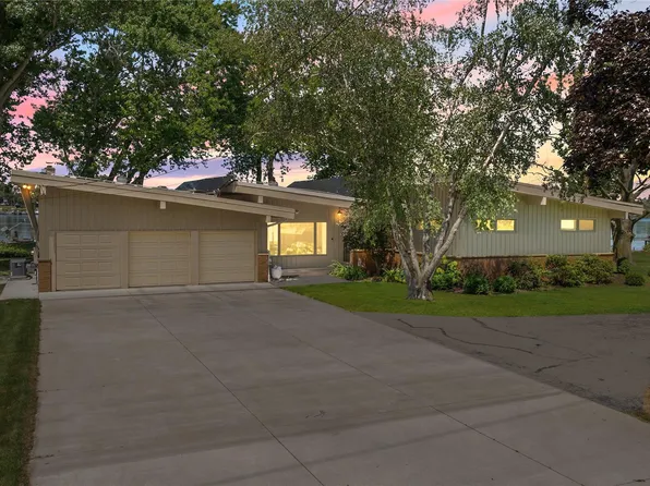 22442 W River Rd, Grosse Ile, MI 48138