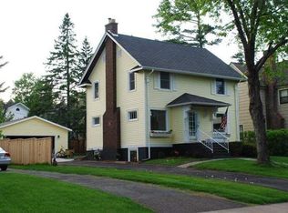 1915 Lakeview Dr, Duluth, MN 55803