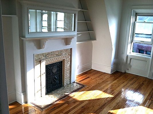 1st image of 31 Montgomery Pl APT 9