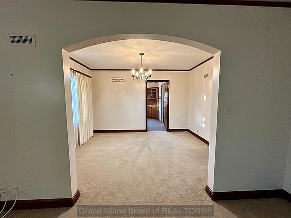 4th image of 1211 W 6th St