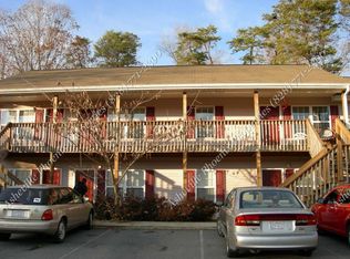 46 Banks Town Rd APT 3, Weaverville, NC 28787
