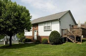 2nd image of 804 Goose Meadow Dr