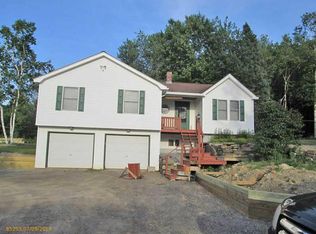 350 Phillips Rd, Glenburn, ME 04401