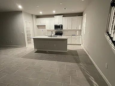 3rd image of 2435 Arbor Wind Dr