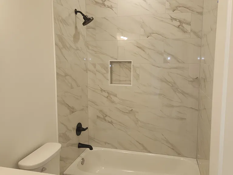 2033 Conti St — Photo 11
