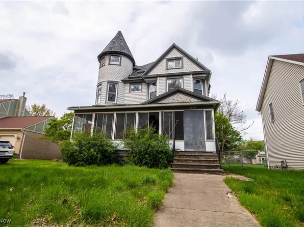 1682 E 82nd St, Cleveland, OH 44103