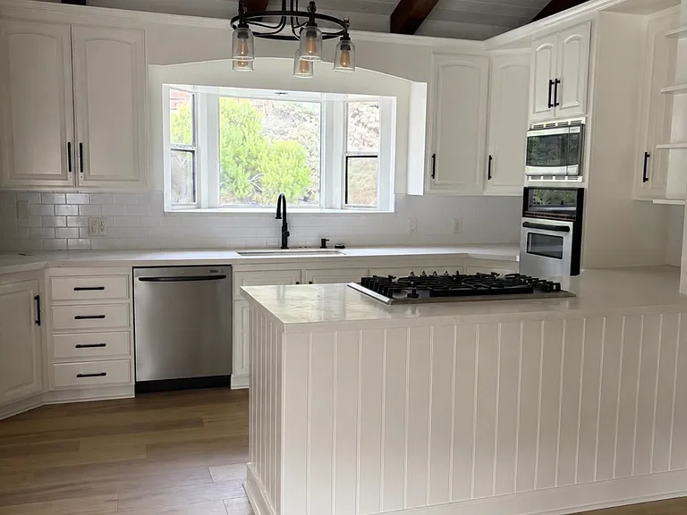 25212 Manzanita Dr — Photo 1