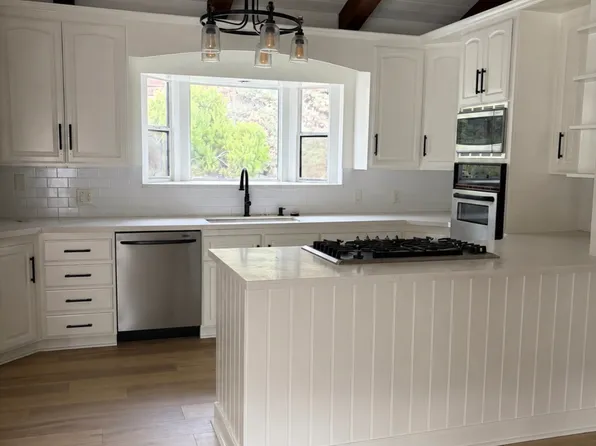 25212 Manzanita Dr, Dana Point, CA 92629