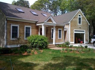 53 Whippoorwill Cir, Mashpee, MA 02649