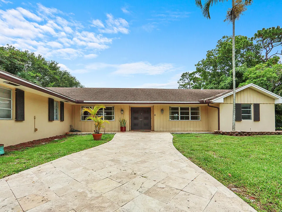 4529 Square Lake Dr