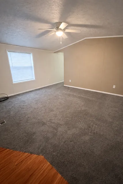 3 bed, 1216 sqft, $1,850 — Photo 4