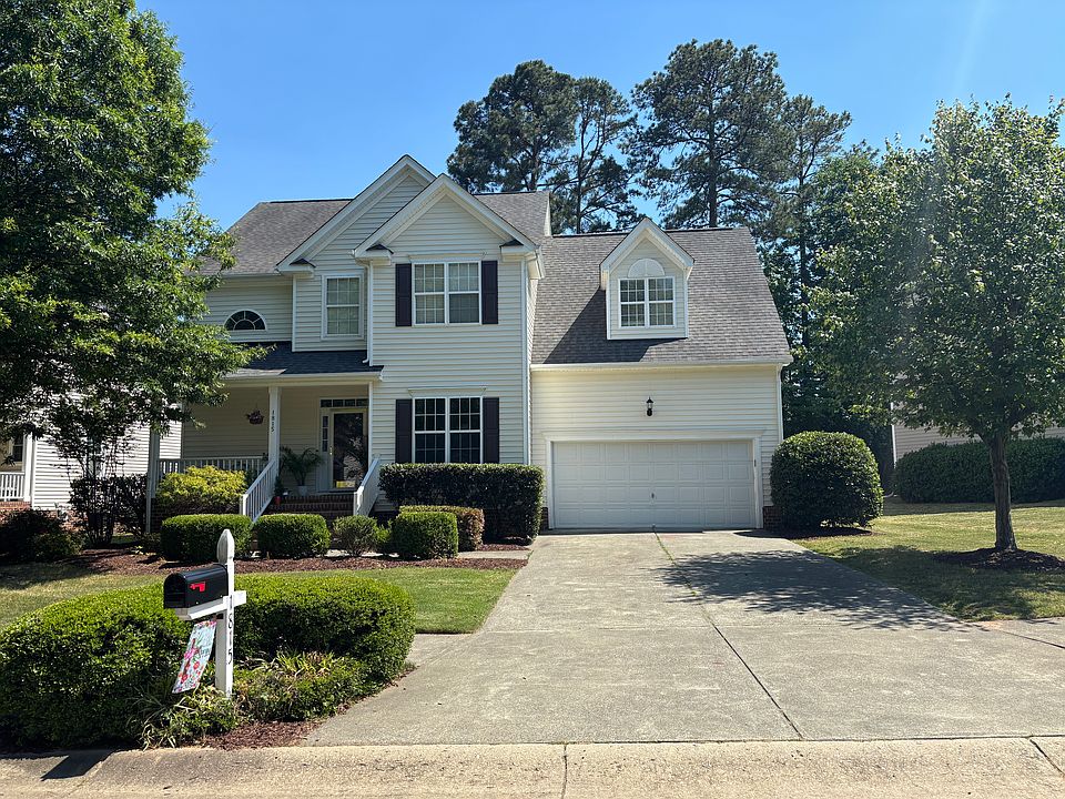 1st image of 1815 Carnation Dr