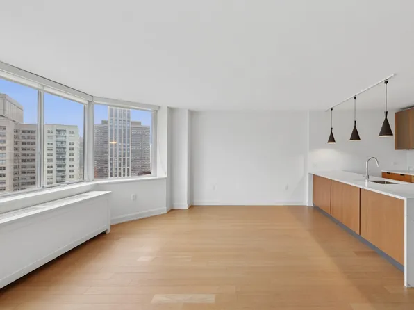 420 East 54th Street image 1 of 30